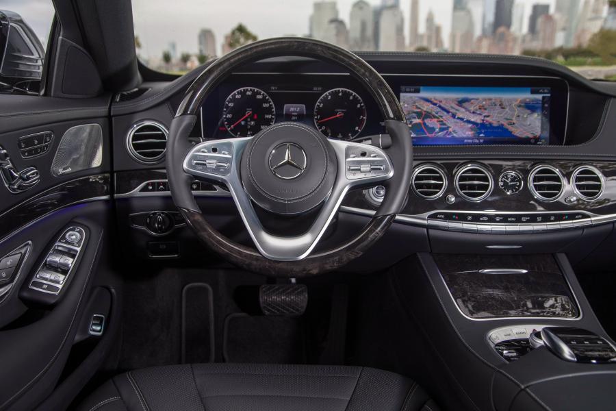 Интерьер Mercedes-Benz S450 Lang 4Matic (V222) 2017 года  (NA) (фото 19 из 22)